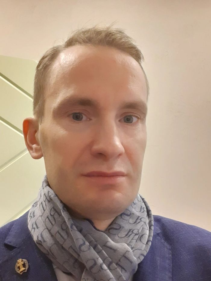 Михайлов Артем Петрович